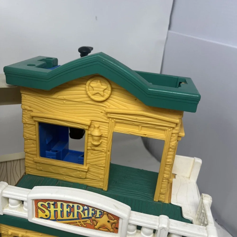 Fisher Price Great Adventures Cowboy Wild Western Stagecoach Town Cannon Figures